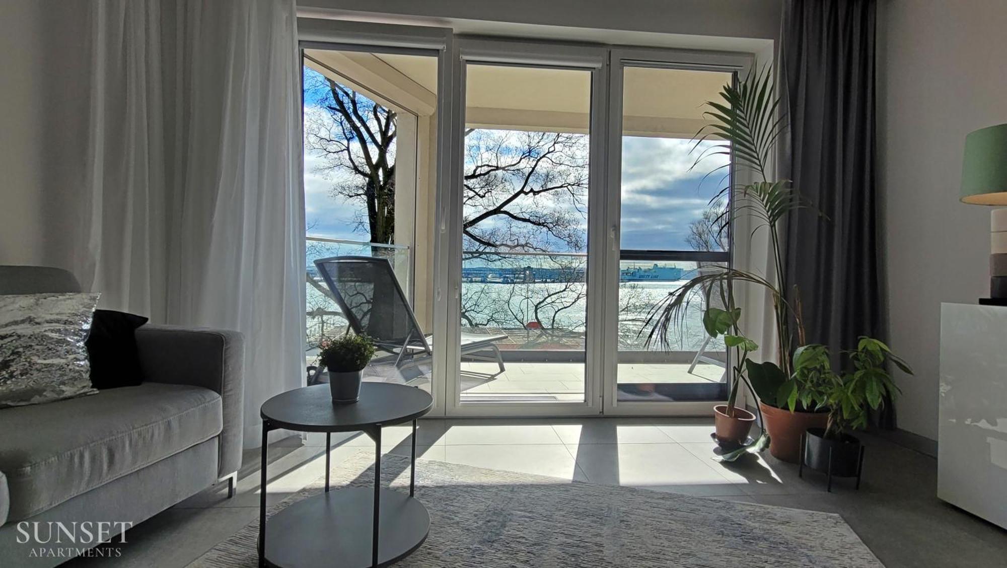 Sunset Apartments - Flotylla. Widok Na Port + Parking. Swinoujscie Luaran gambar