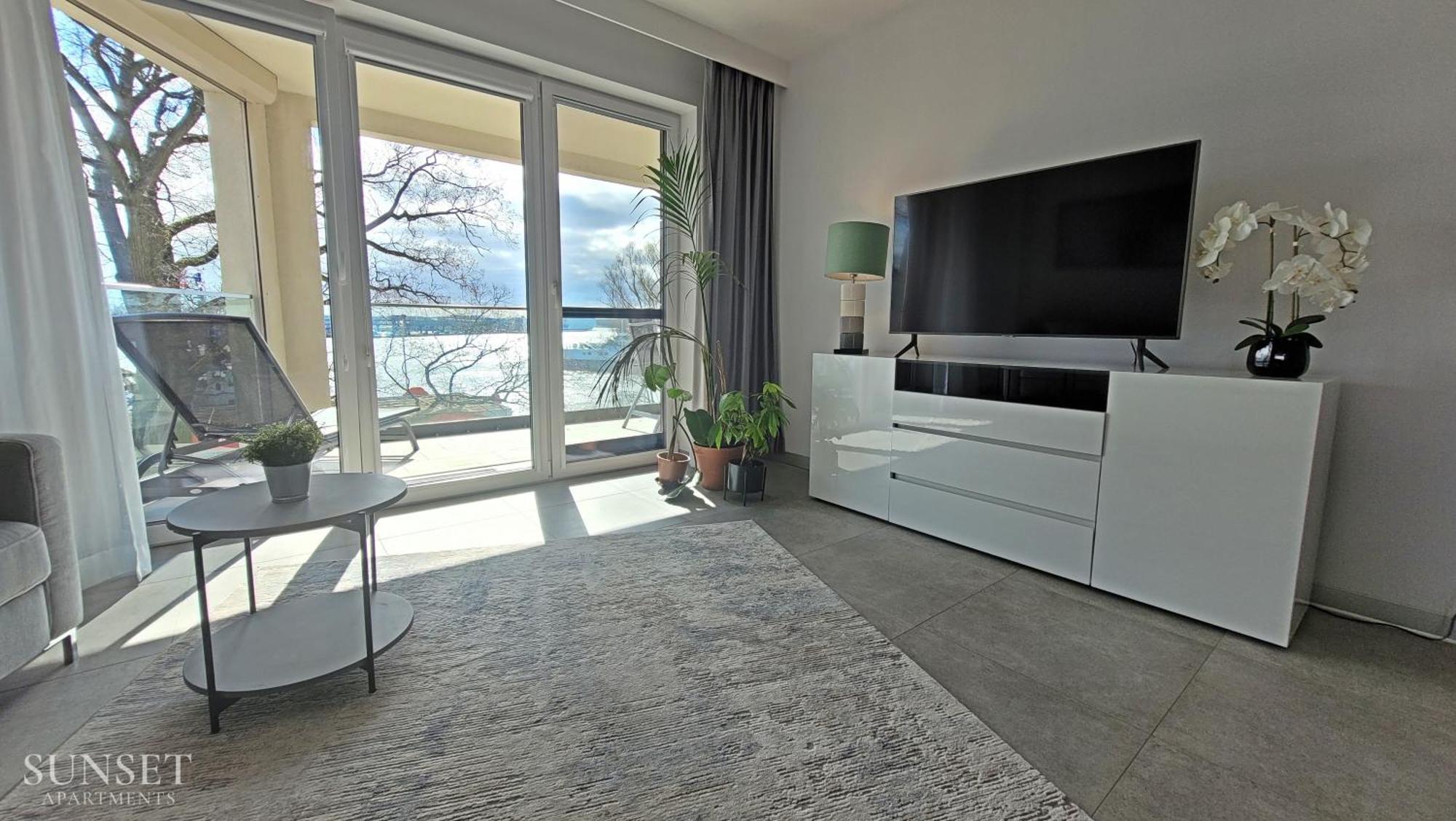Sunset Apartments - Flotylla. Widok Na Port + Parking. Swinoujscie Luaran gambar