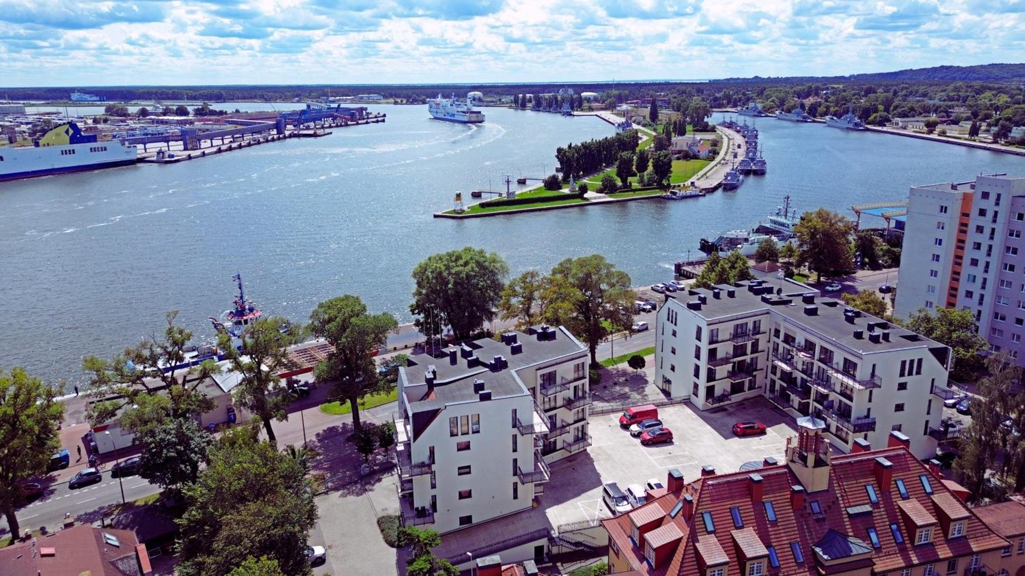 Sunset Apartments - Flotylla. Widok Na Port + Parking. Swinoujscie Luaran gambar